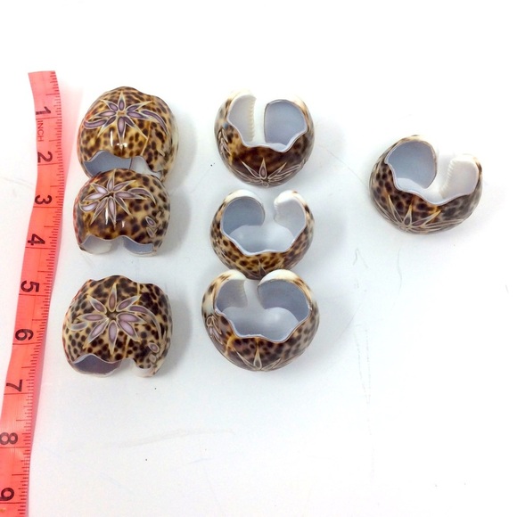 Vintage Tortoise Shell Hand Carved Napkin Rings - Picture 3 of 6